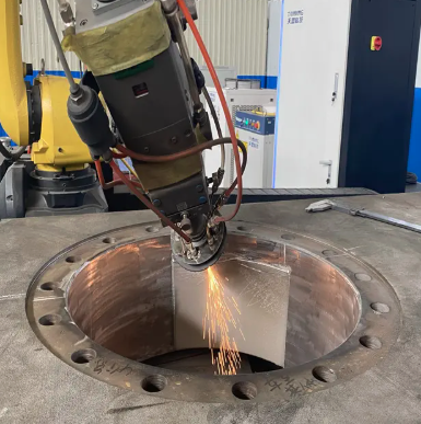 Shell processed by laser cladding تتم معالجة القشرة بواسطة الكسوة بالليزر